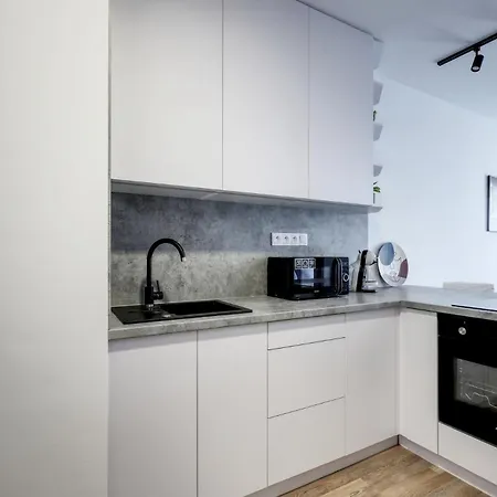 Апартаменты Star Stylish Flat In A Modern Neighborhood